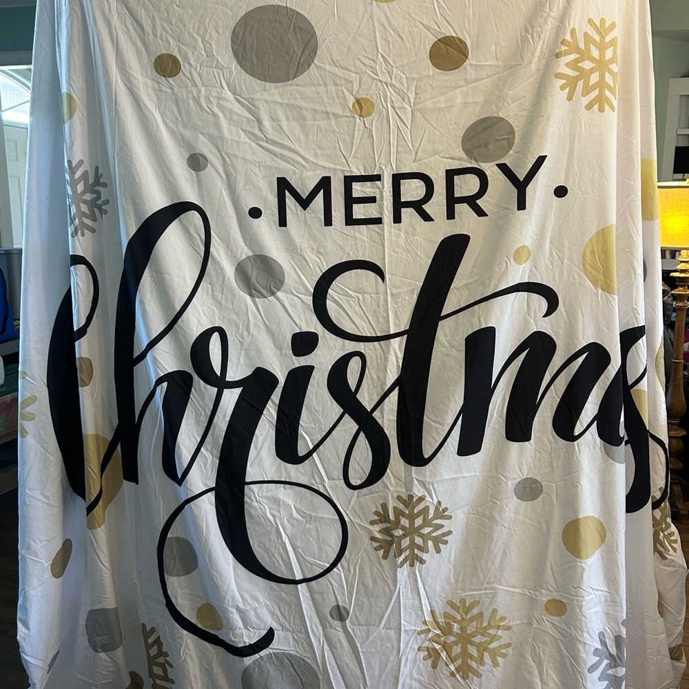 Festive Merry Christmas Duvet - KING SIZE - Black, Gold, and Silver 2 king shams